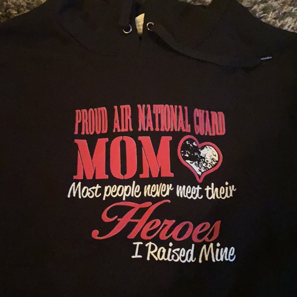 Sweatshirt - Picture 2 of 4